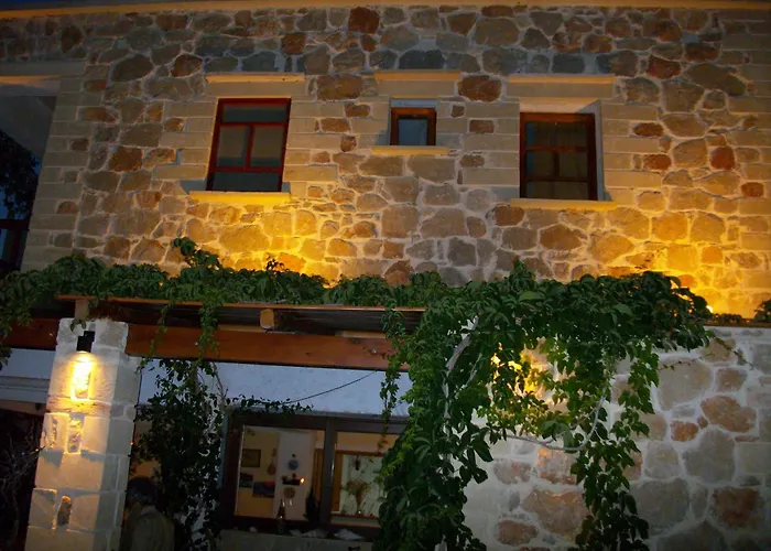 Golden Sun Apartments