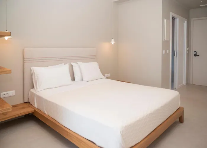 Elia Suites